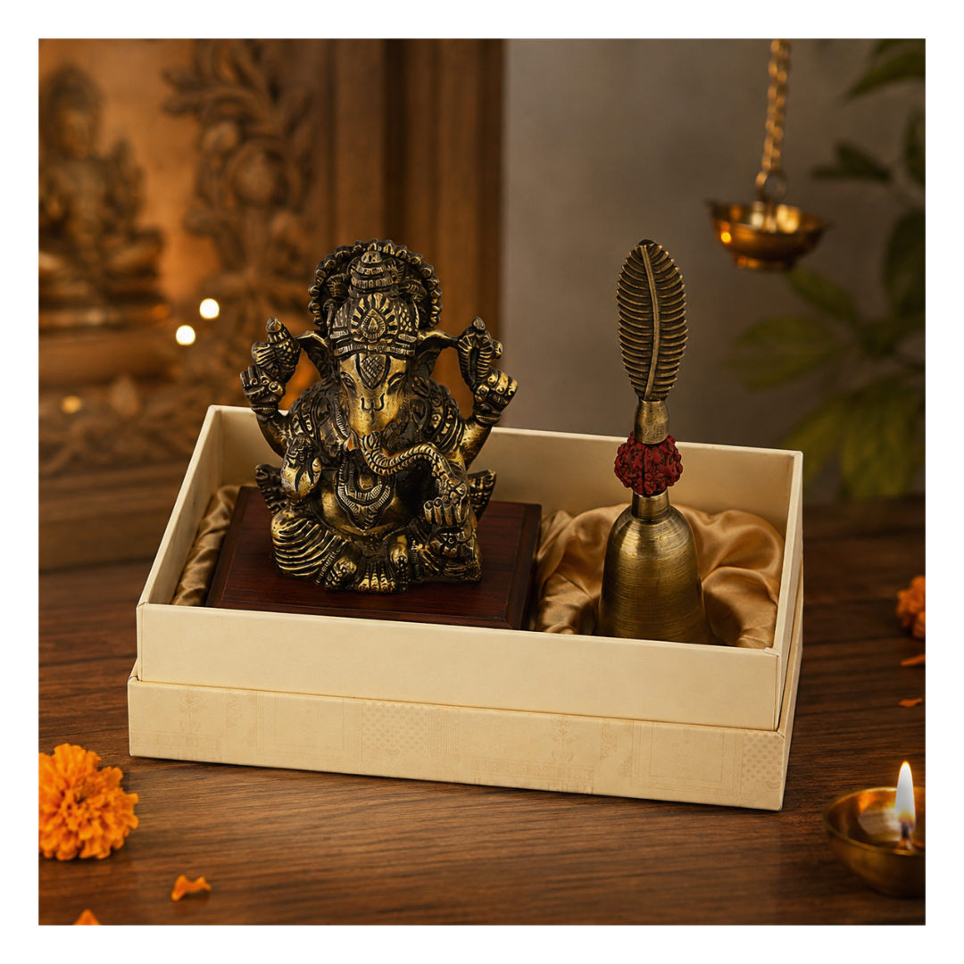 Divine / Bhagwan, Wood & metal idols